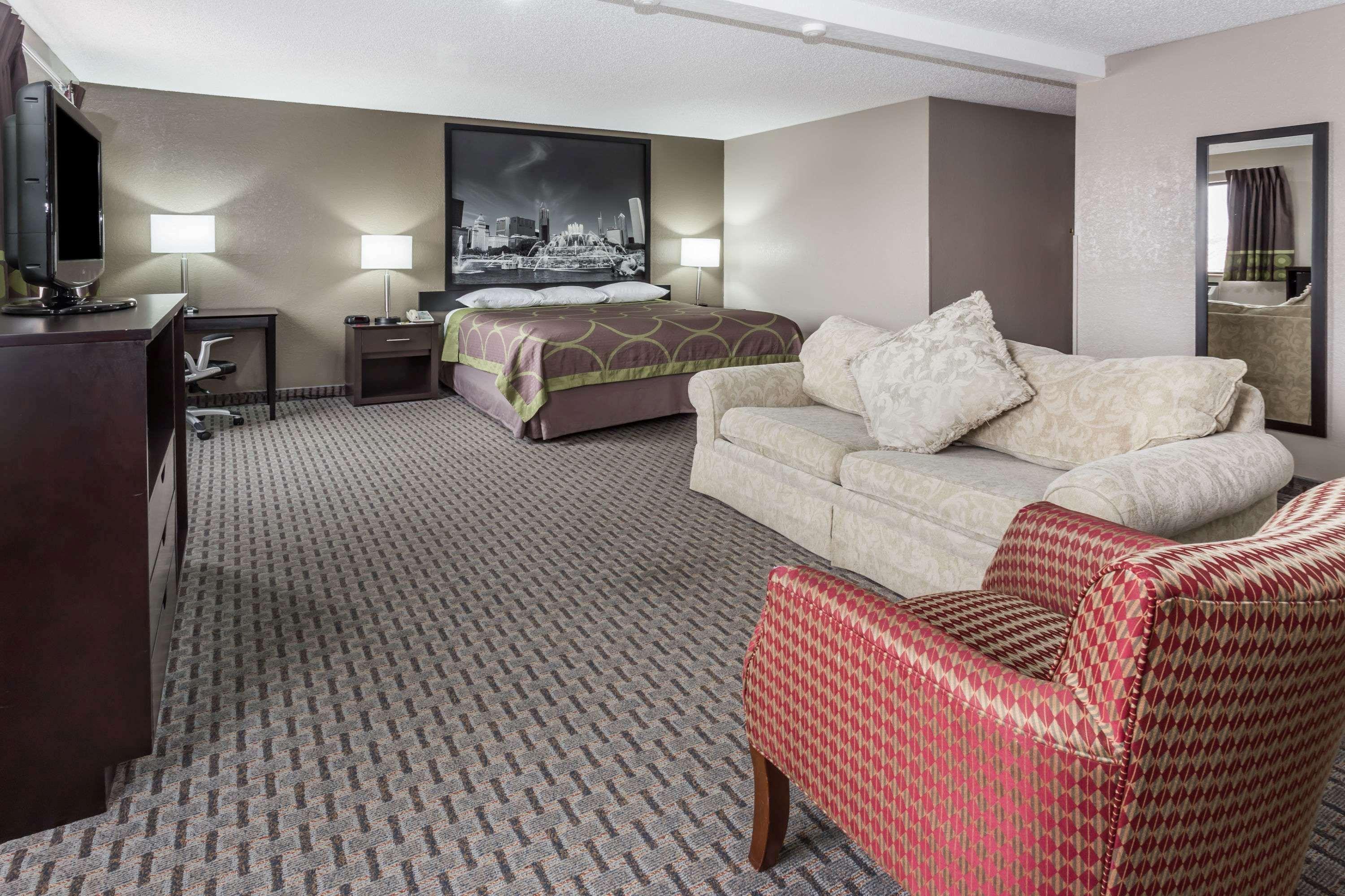 Super 8 By Wyndham Mundelein/Libertyville Area Buitenkant foto